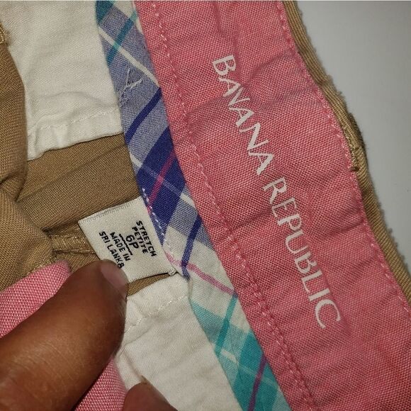 Banana Republic khaki shorts (6 petite) - Picture 3 of 6